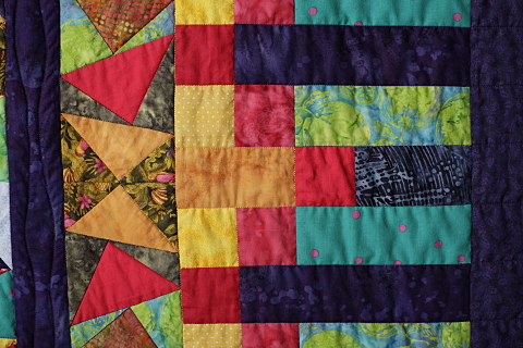 Dorothy Russell Quilt. Bright Medallion. Detail